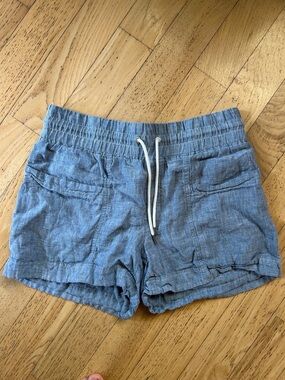 Athleta Light Blue Women’s Drawstring 100% linen Shorts